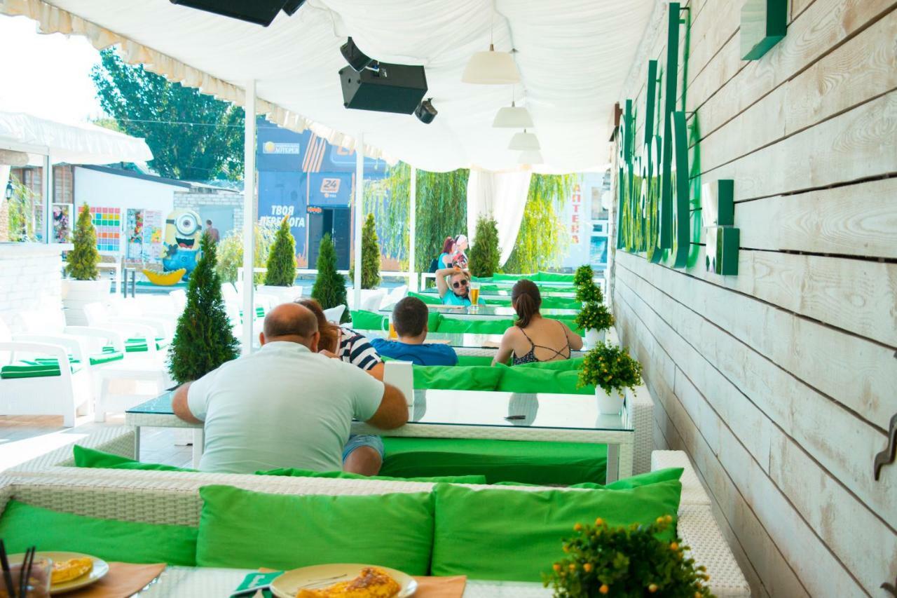 Hotel Lido Лазурное Экстерьер фото