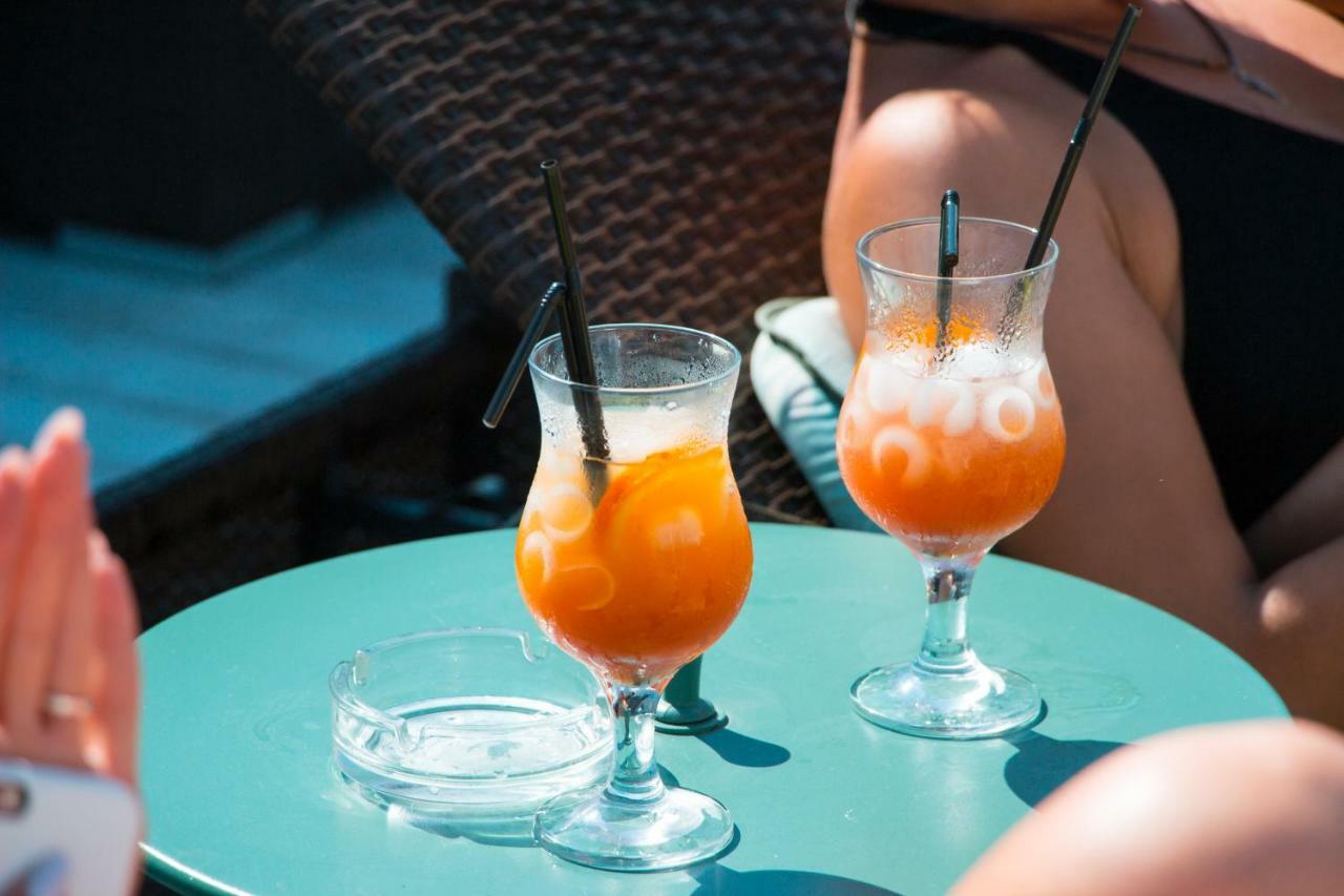 Hotel Lido Лазурное Экстерьер фото